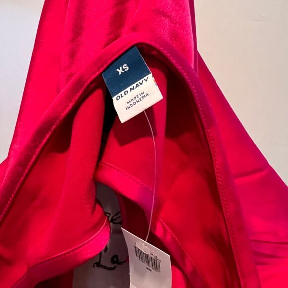 Old Navy Hot Pink Satin Tank Top Size XS - Picture 5 of 8